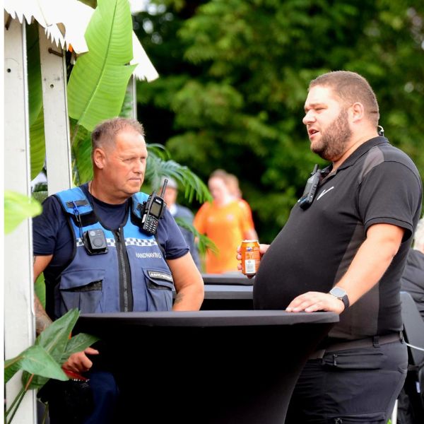 Schrijver Security op locatie, foto 4 van 10